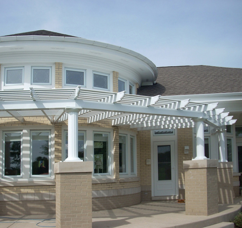 Attached fixed pergola in white