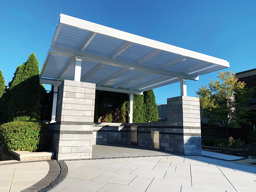 Pergola, Free Standing, Florentine Columns, White, Outside View, Daytime