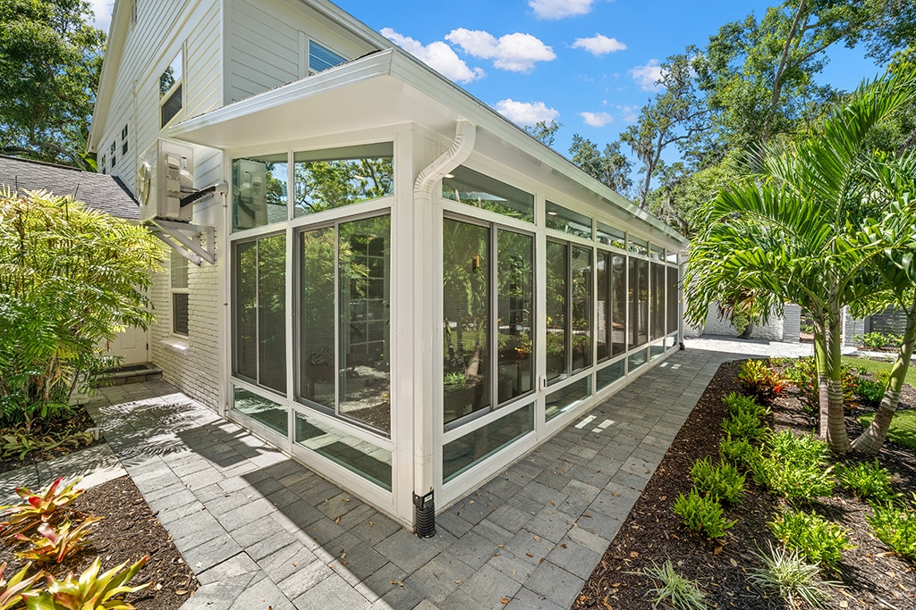 Sunroom, Studio Roof, Upper Transoms, Lower Transoms, White, Outside View, Daytime