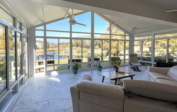 Sunroom, Cathedral Roof, Vista View  Walls, Upper Transoms, Lower Transoms